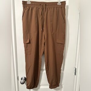 Old Navy Stretchtech Joggers, Caramel Brown, Women’s Size L